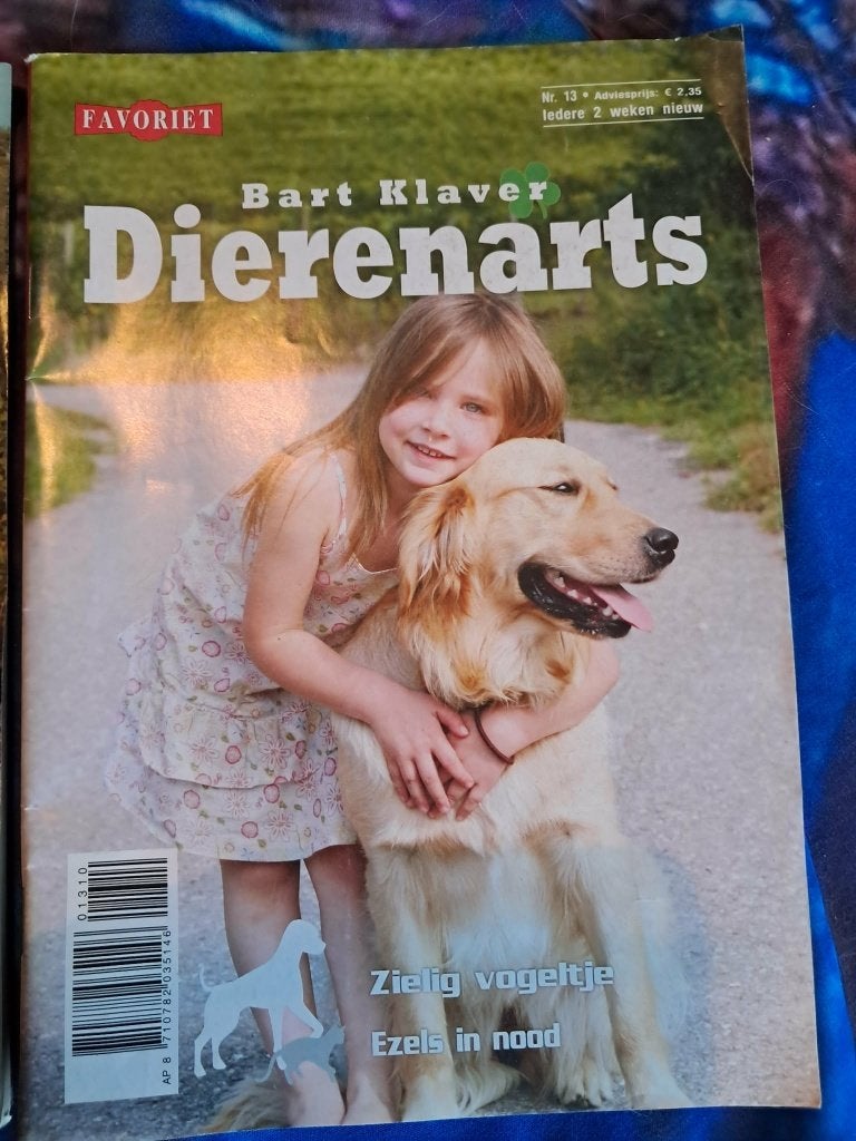 Div dames blaadjes dierenarts, Boeken, Romans, Ophalen, Zo goed als nieuw, Nederland
