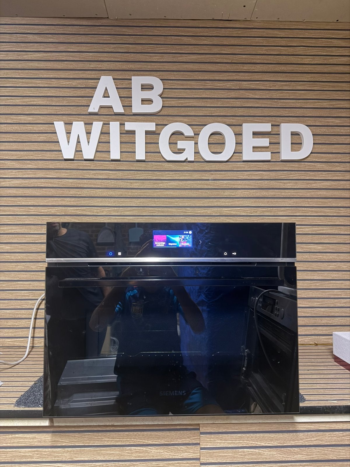 Nieuwste Siemens iQ700 Combi-oven Magnetron 45x60, Witgoed en Apparatuur, Ophalen