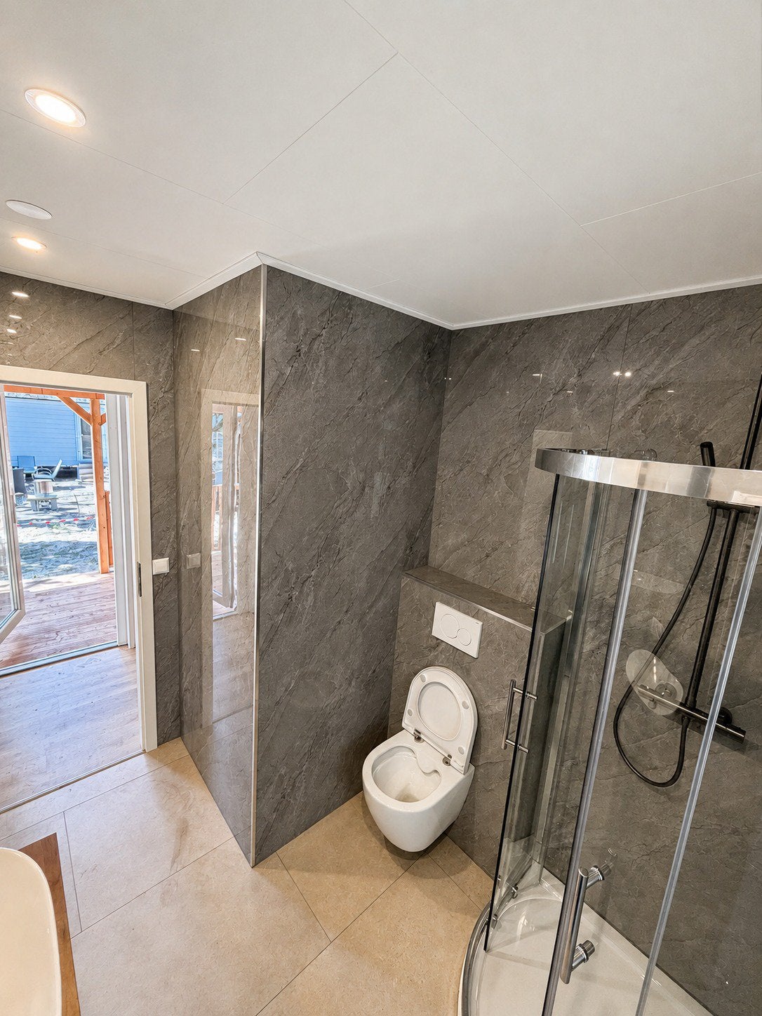 Foto 9 van Gloednieuwe Chalet op de camping d’n Mastendol in Rijen