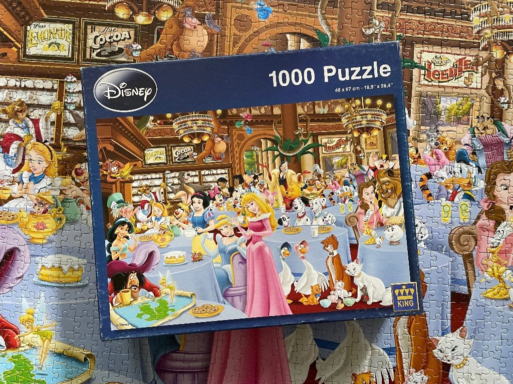 Disney Puzzel 1000 Stukjes 1, Hobby en Vrije tijd, Denksport en Puzzels, Ophalen of Verzenden, 500 t/m 1500 stukjes, Zo goed als nieuw