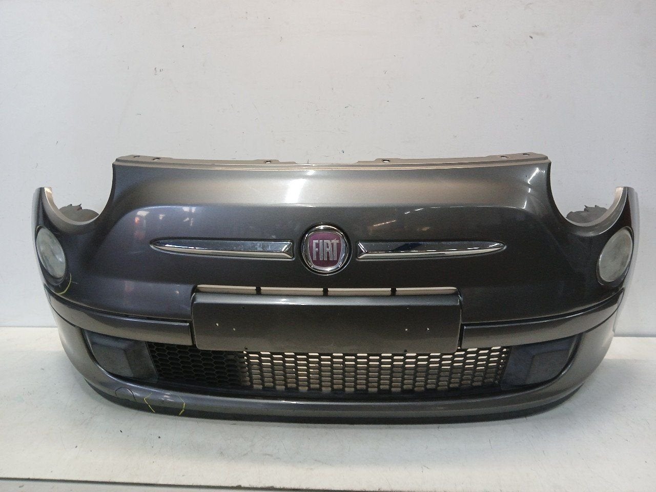 Bumper voor Fiat 500, Onderdelen@venauto.nl, Van der Ven Autorecycling B.V., Gebruikt, Ettenseweg 76, 4706 PB Roosendaal, The Netherlands
