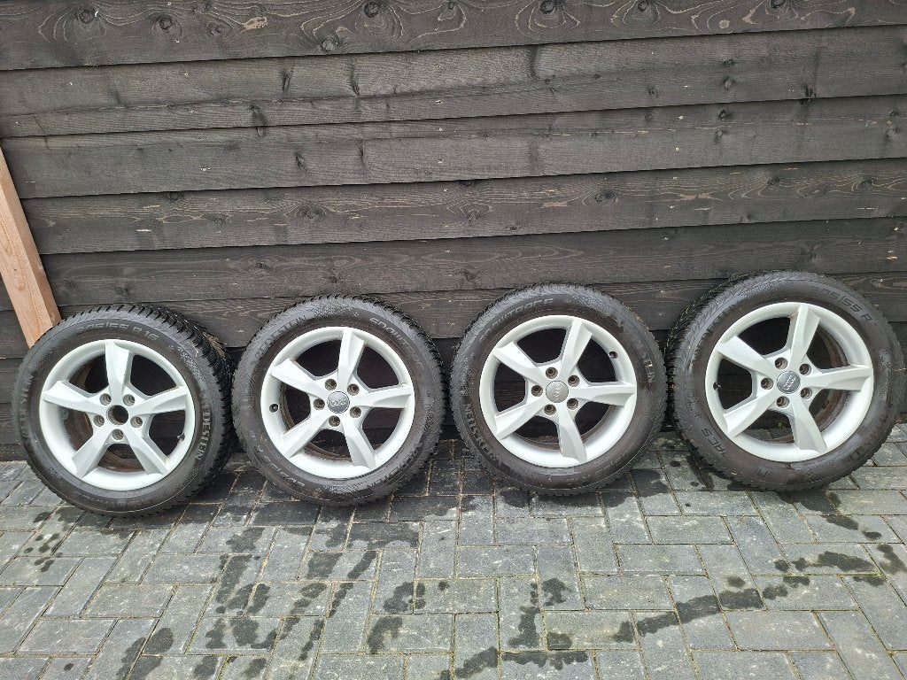 lm velgen met winterbanden 16"' audi volkswagen seat skoda, Auto-onderdelen, Ophalen, Gebruikt, 16 inch, Banden en Velgen
