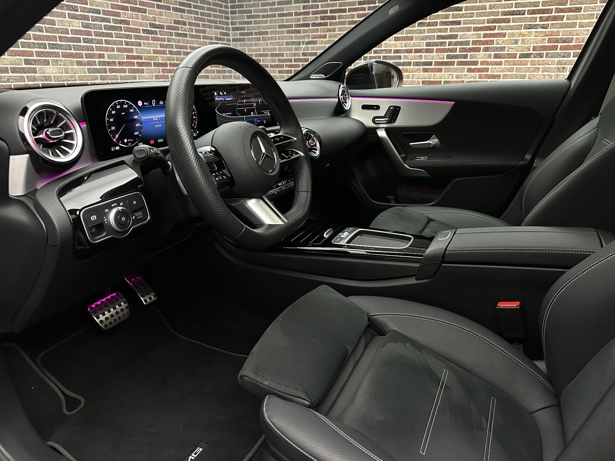 Mercedes-Benz A-klasse 250 e Business AMG-pakket | Dak| Trek, Auto's, Dealer onderhouden, Stof, Gebruikt, Euro 6