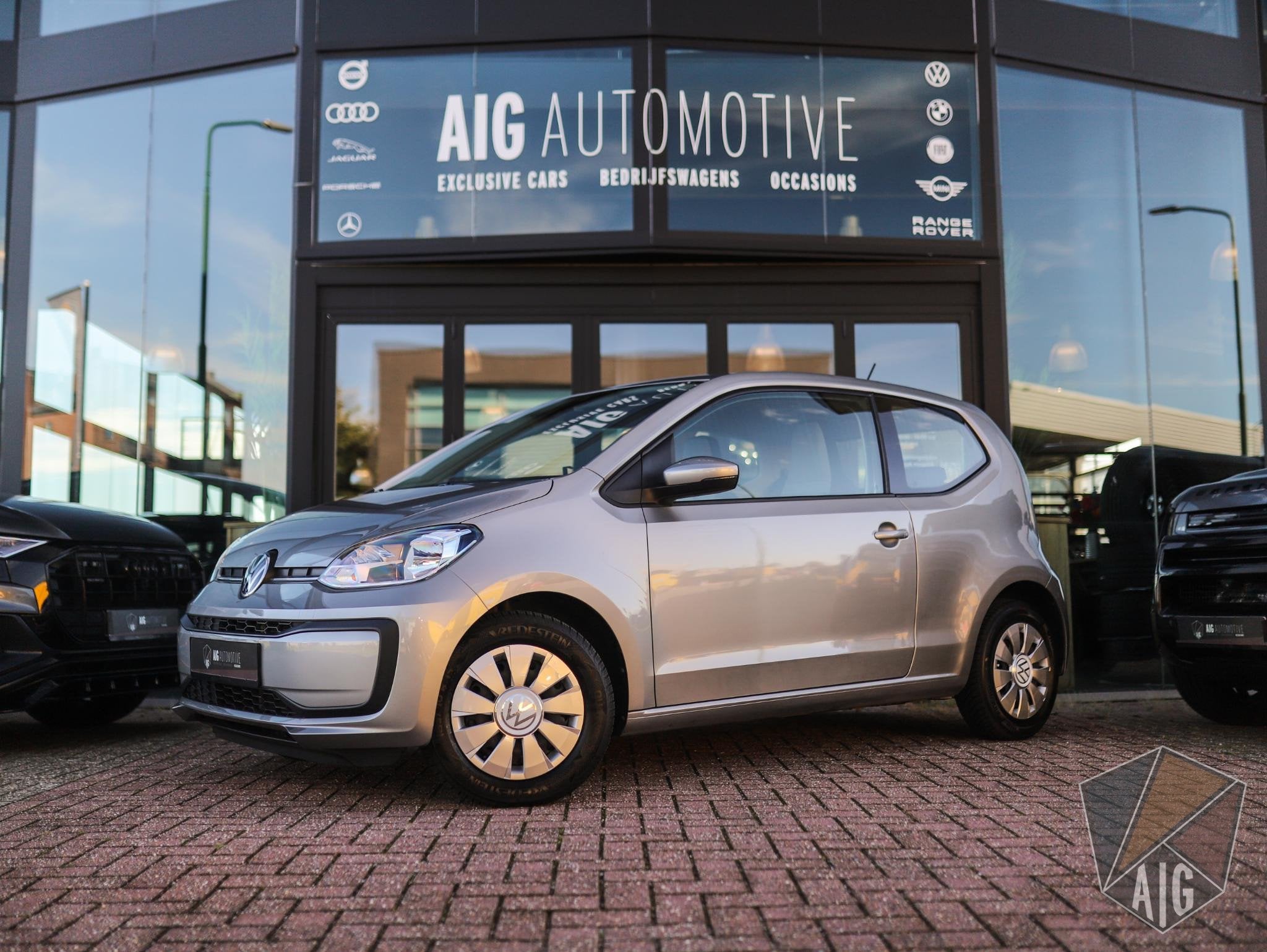 Volkswagen Up! 1.0 | BTW | Bluetooth | Airco, Stof, Gebruikt, 4 stoelen, Bedrijf