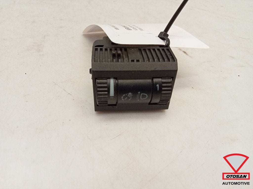 VW Polo 6R Koplamp Hoogteregeling Schakelaar 6R0941333, Gebruikt, Volkswagen, Volkswagen AG, Berliner Ring 2
38440  Wolfsburg, DE