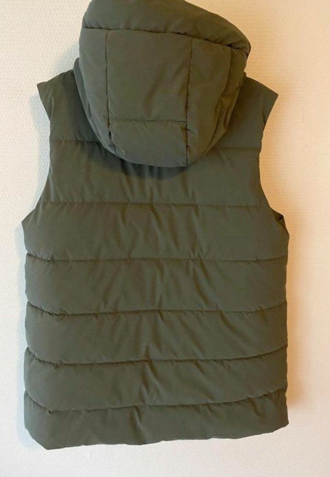 Nieuw! Verzenden €3.49 Groene Bodywarmer ZARA Maat 42-44/ XL, Ophalen of Verzenden, Nieuw, Groen