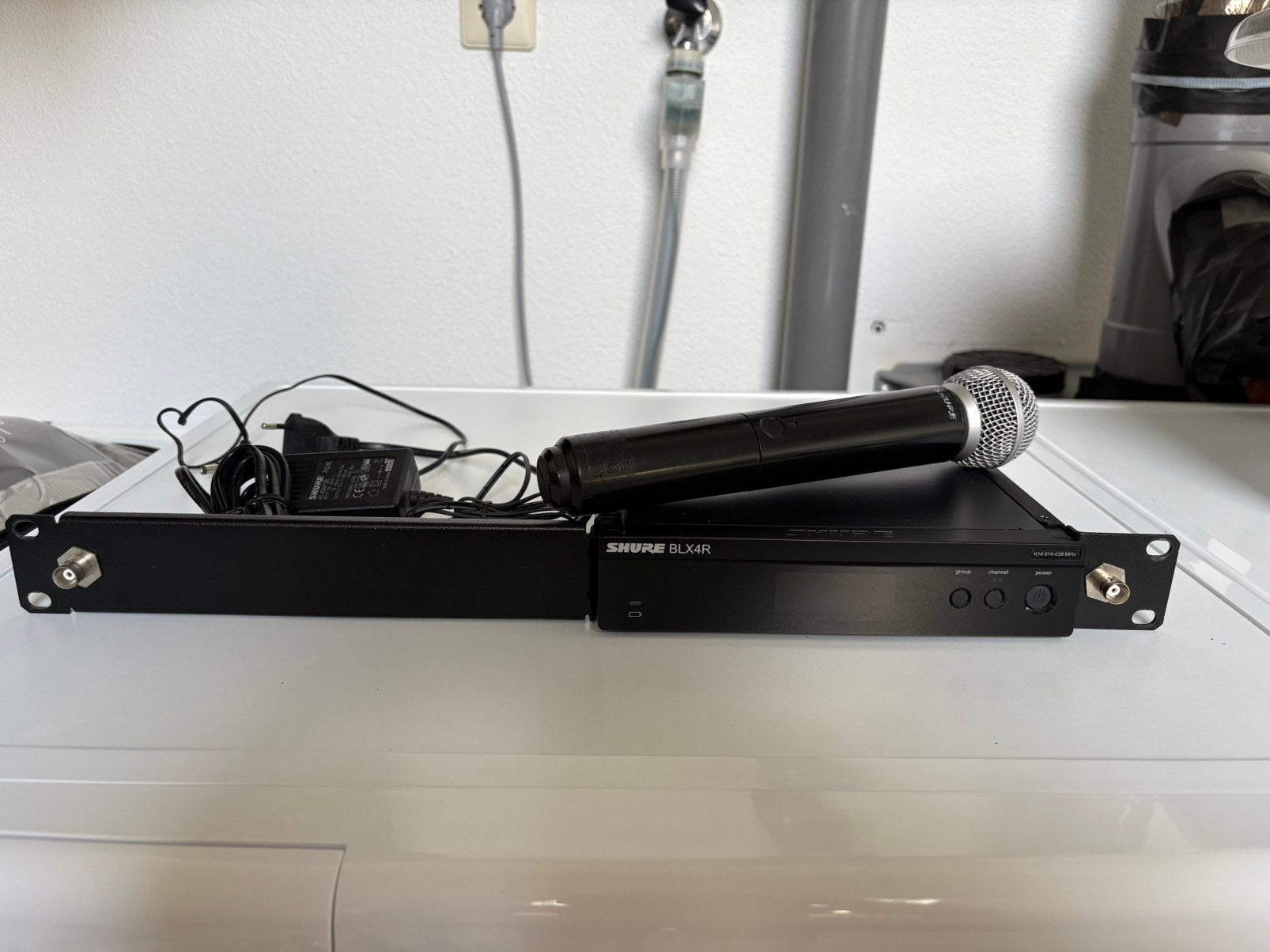 Shure BLX24R-SM58 Draadloos handheld microfoonsysteem, Ophalen of Verzenden, Zo goed als nieuw, Zangmicrofoon, Draadloos