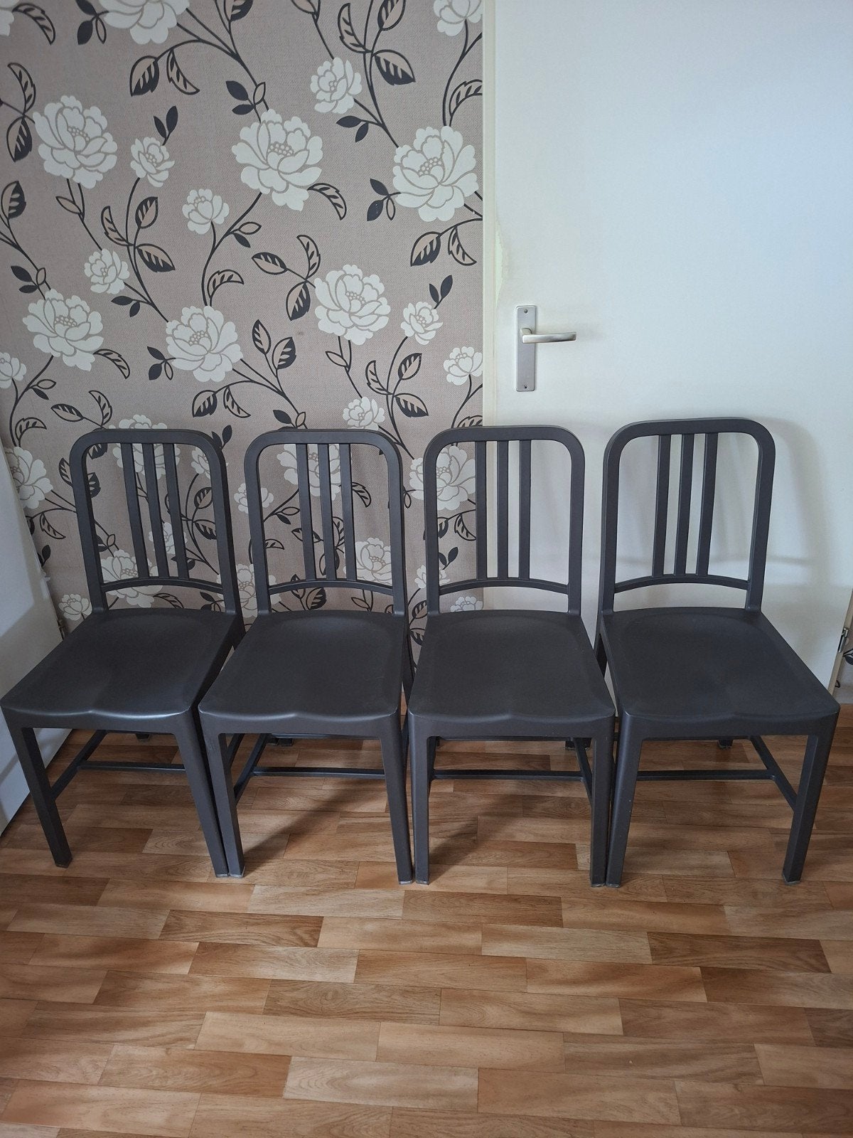 Emeco 111 Coca Cola Navy chair 4 stuks, Ophalen, Kunststof, Gebruikt, Design