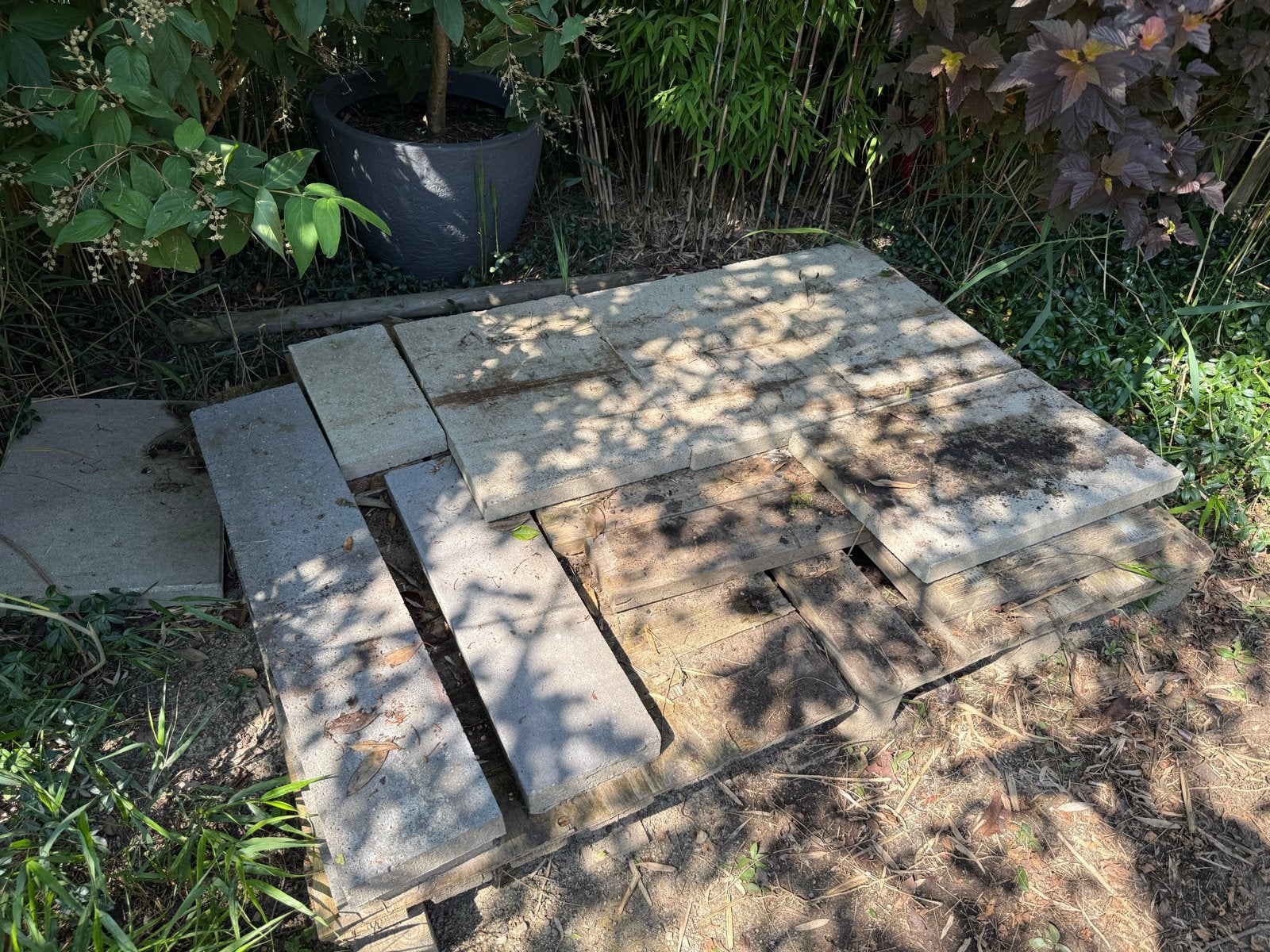 Gratis terrastegels en betonblokken, Tuin en Terras, Tegels en Klinkers, Ophalen, Gebruikt, Minder dan 5 m², Beton