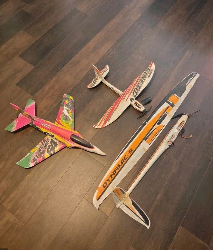 3 modelvliegtuigen Hobbyking - Voor de echte hobbyist, Gebruikt, Groter dan 1:72, Vliegtuig, Ophalen