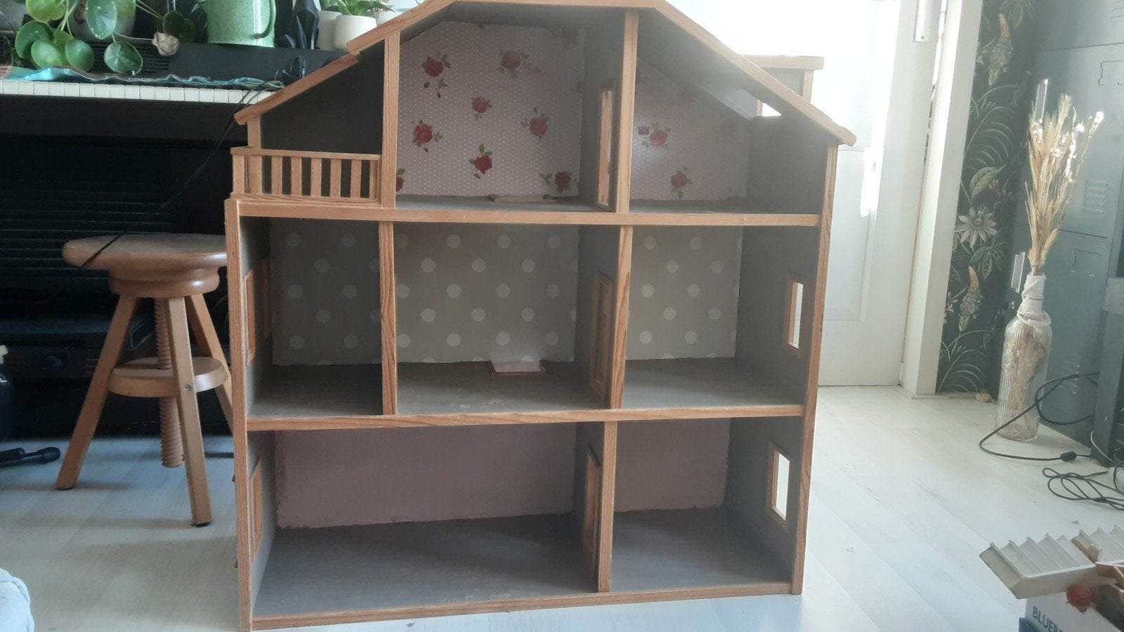 Groot poppenhuis, Verzamelen, Poppenhuizen en Toebehoren, Ophalen, Gebruikt, Poppenhuis
