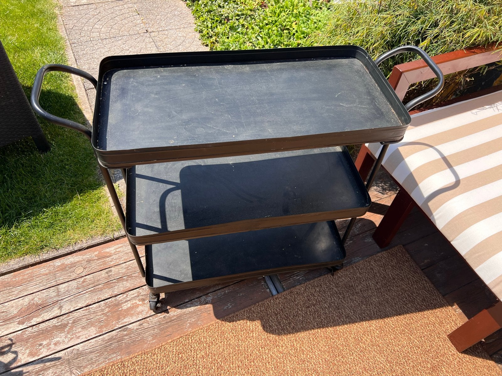 Zwarte trolley/serveerwagen met 3 etages, Ophalen, Metaal, Industrieel, Gebruikt