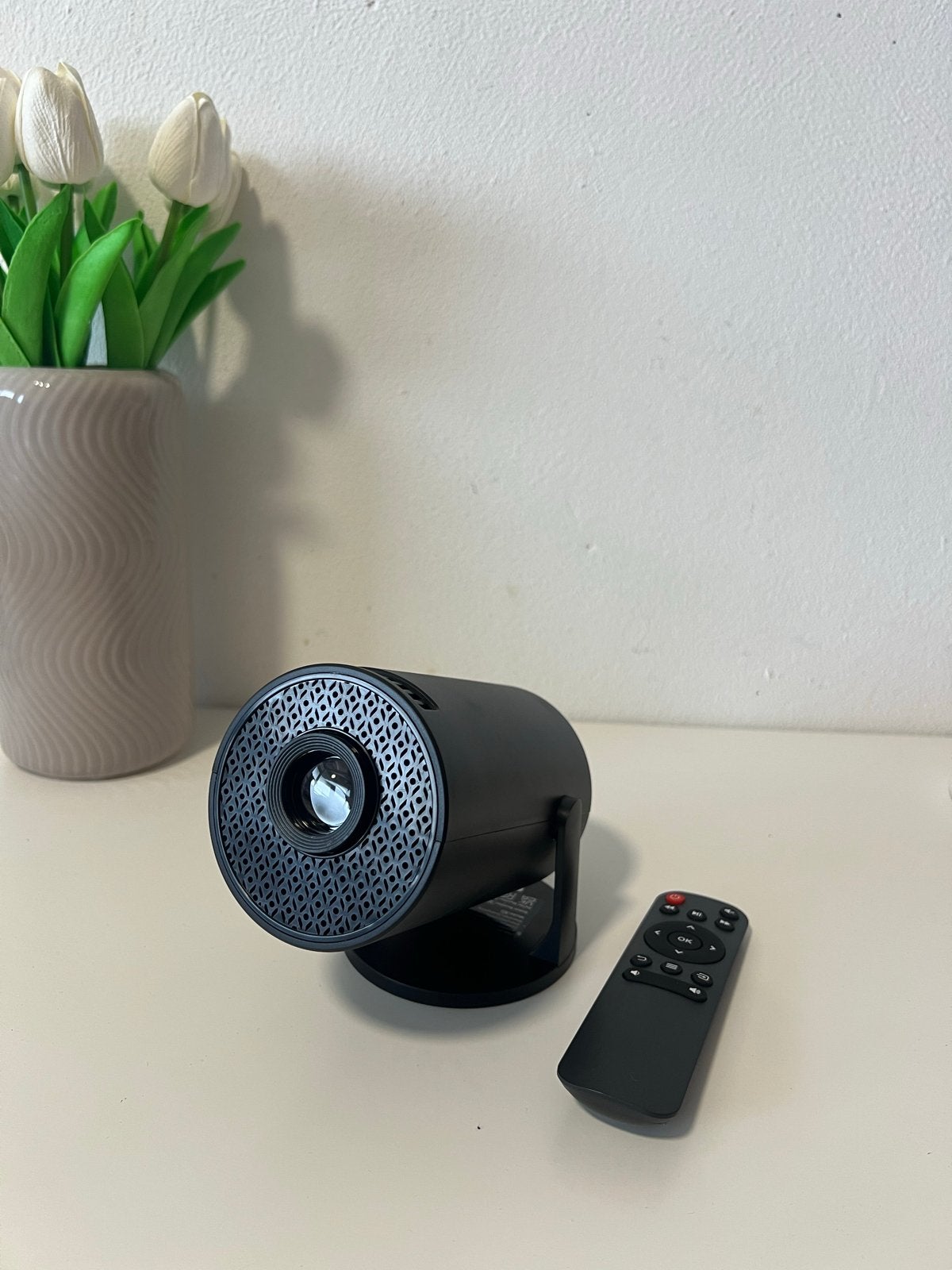 Mini Beamer / Projector, Ophalen of Verzenden, Nieuw, LED, Overige resoluties