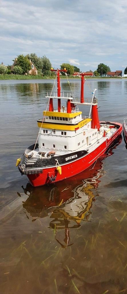 Rc boot Amsterdam, Hobby en Vrije tijd, Modelbouw | Boten en Schepen, Ophalen