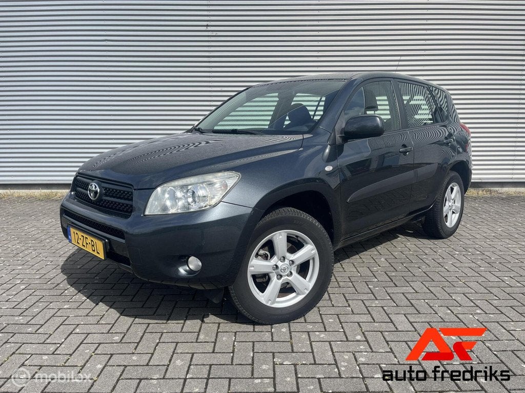 Toyota RAV4 2.0 VVTi Linea Sol | Climate | Trekhaak |, Auto's, Toyota, 1998 cc, 4 cilinders, 2000 kg, Origineel Nederlands