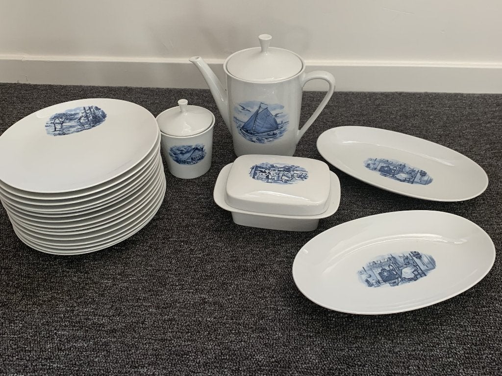 borden, theepot, schaaltjes, suikerpot, Remia streekservies, Ophalen of Verzenden, Zo goed als nieuw, Bord(en), Overige stijlen