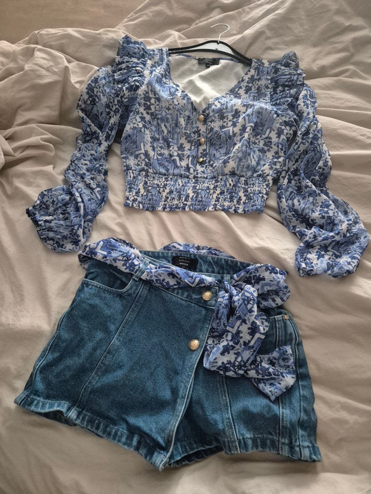 Nikkie 3-delige set: skort, blouse en rok, Blauw, Ophalen of Verzenden, Zo goed als nieuw, Nikkie