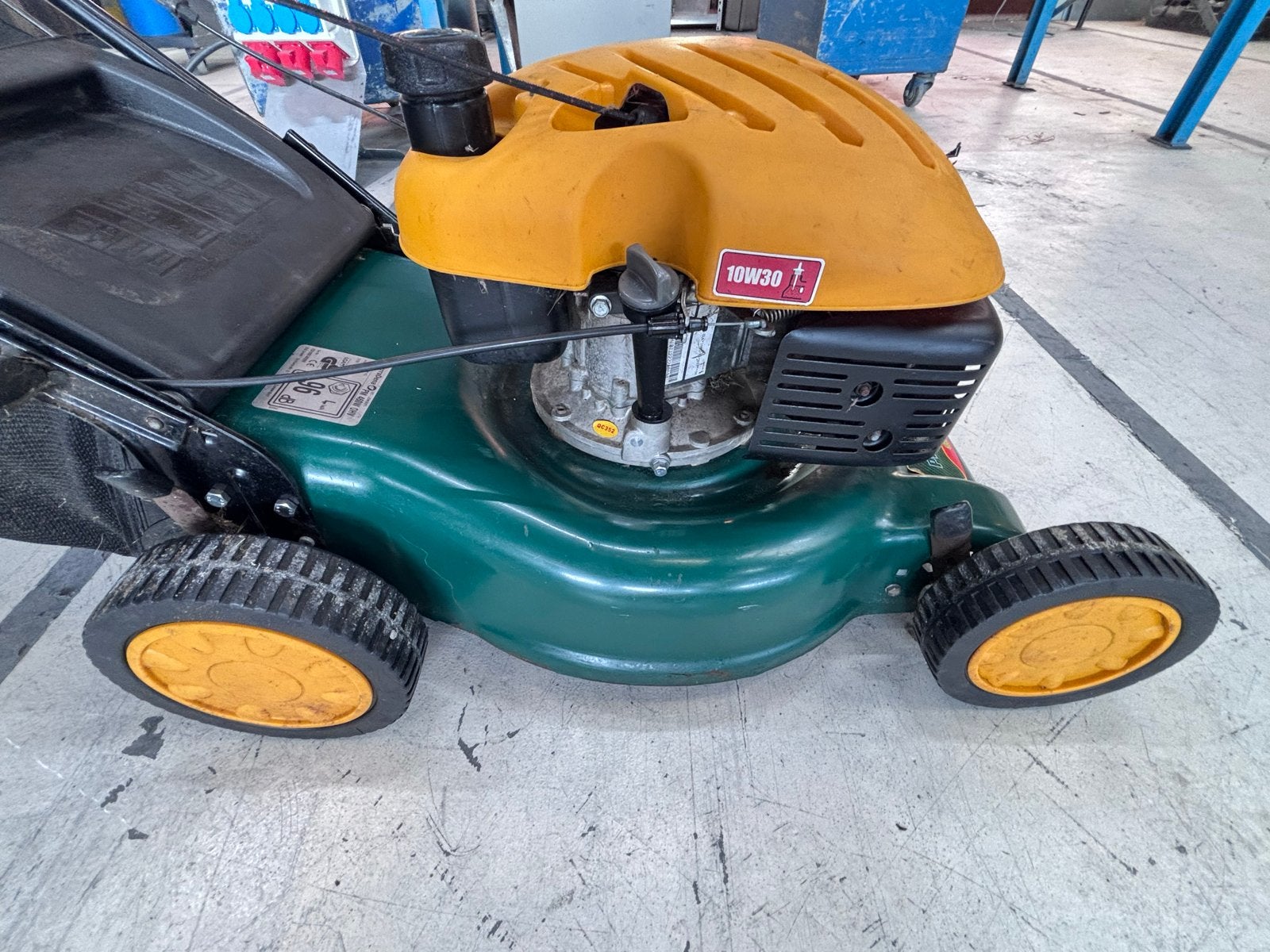 Gemotoriseerde grasmaaier MTD ThorX 460W OHV, Ophalen, Cirkelmaaier, Gebruikt, Opvangbak