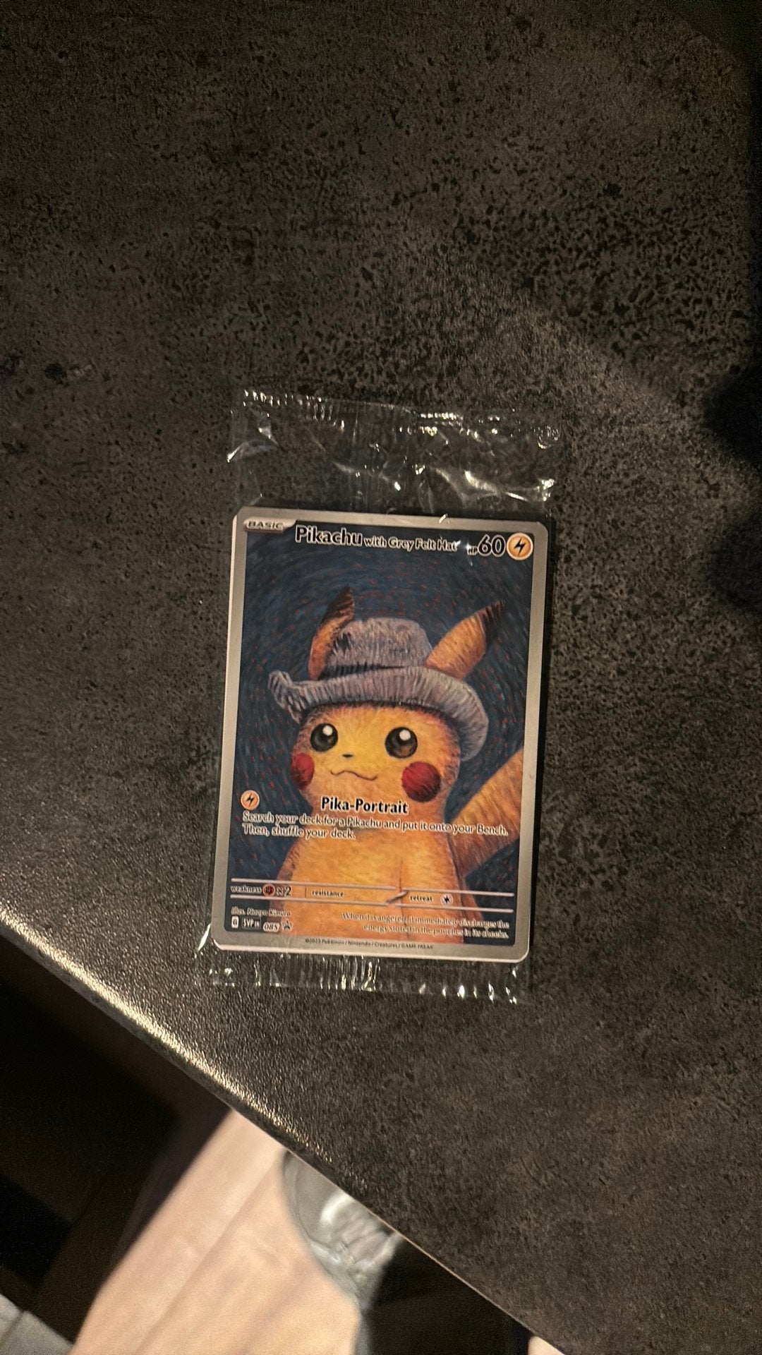 Pickachu with grey felt hat, Ophalen, Zo goed als nieuw, Losse kaart, Foil