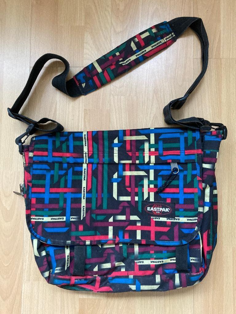 Eastpak schoudertas delegate messenger bag tas, Ophalen of Verzenden, Gebruikt, Zwart, Overige merken