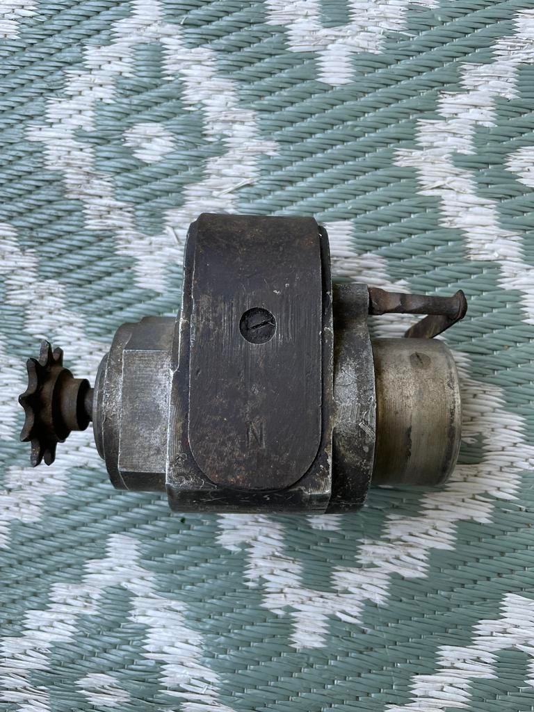 vintage Magneto ontstekingsmagneet, Ophalen of Verzenden