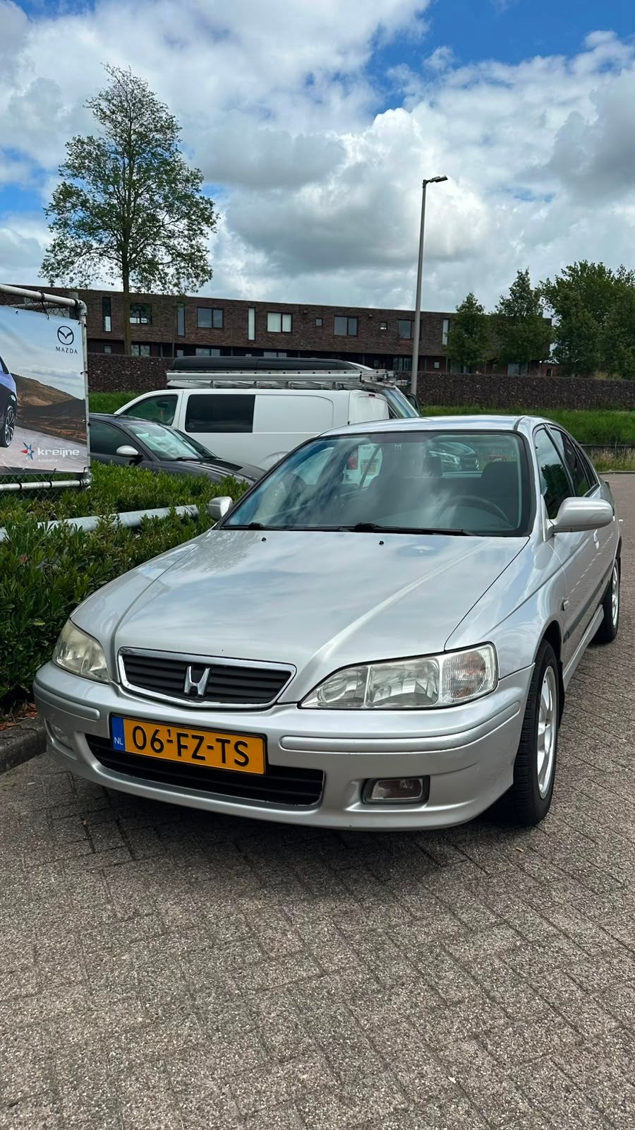 Honda Accord 1.8 Vtec 2000, Auto's, Voorwielaandrijving, 136 pk, 4 cilinders, Origineel Nederlands