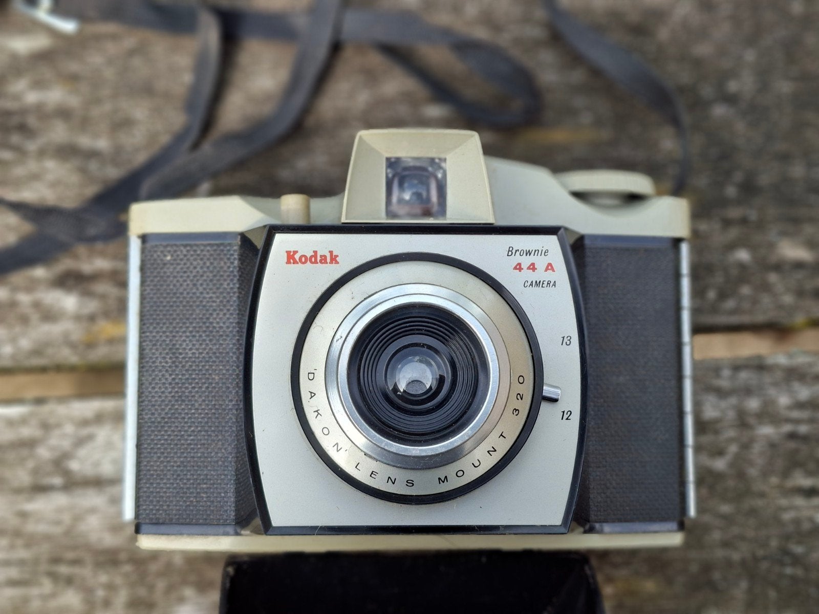 Vintage Kodak Brownie 44A camera, Ophalen of Verzenden, Gebruikt, Compact, Kodak