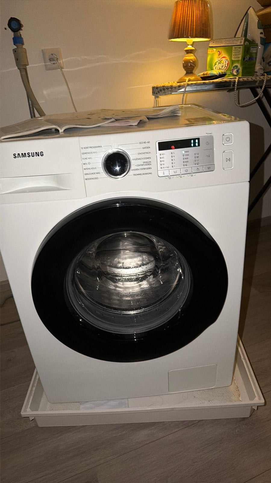 Samsung wasmachine daait niet goed 3 jaar oud defect, 6 tot 8 kg, Ophalen, 1200 tot 1600 toeren, 85 tot 90 cm