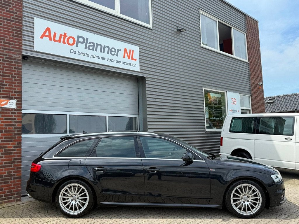 Audi A4 Avant 1.8 TFSI S-Line! Clima! Cruise! Navi! Leder!, Euro 5, Gebruikt, Zwart, 4 cilinders