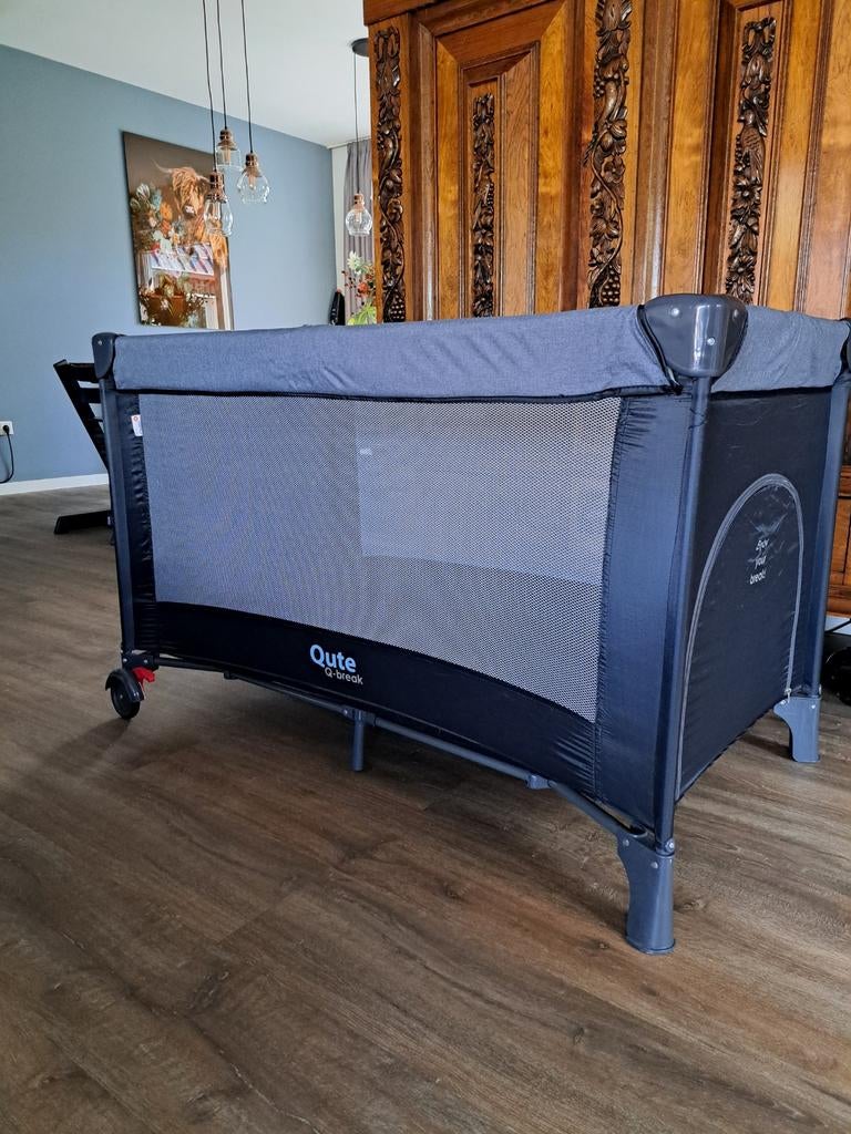 Qute Q-Break Campingbedje - Compact en Handig, Kinderen en Baby's, Kinderkamer | Bedden, Zo goed als nieuw, Minder dan 140 cm