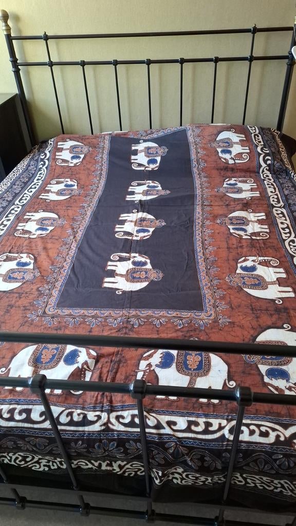 Handgemaakt Batik Sprei/Tafelkleed - Java (200x300 cm), Ophalen of Verzenden, Zo goed als nieuw, Rechthoek
