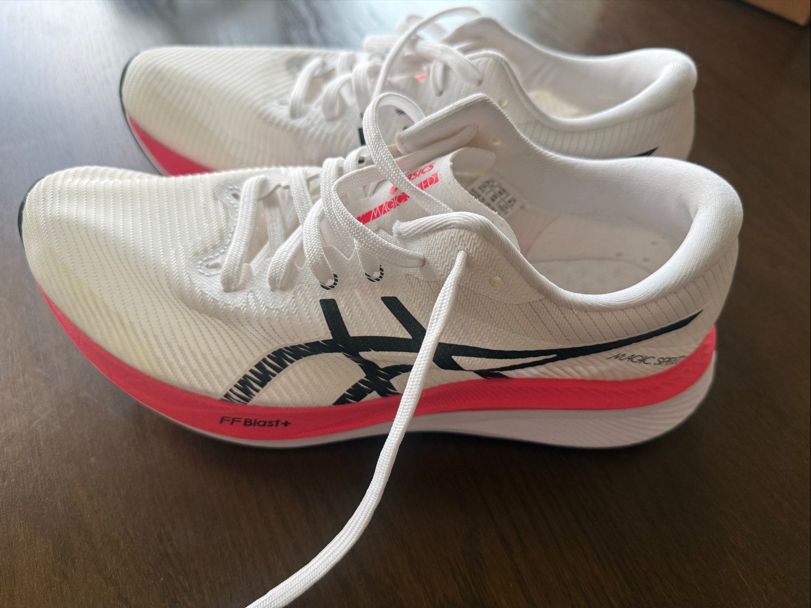New ASICS Magic Speed 3 hardloopschoenen - maat 40, Hardloopschoenen, Nieuw, Ophalen of Verzenden, Hardlopen