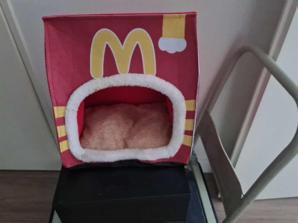 mc donalds poezen of honden mand, Ophalen of Verzenden, Zo goed als nieuw, Overige