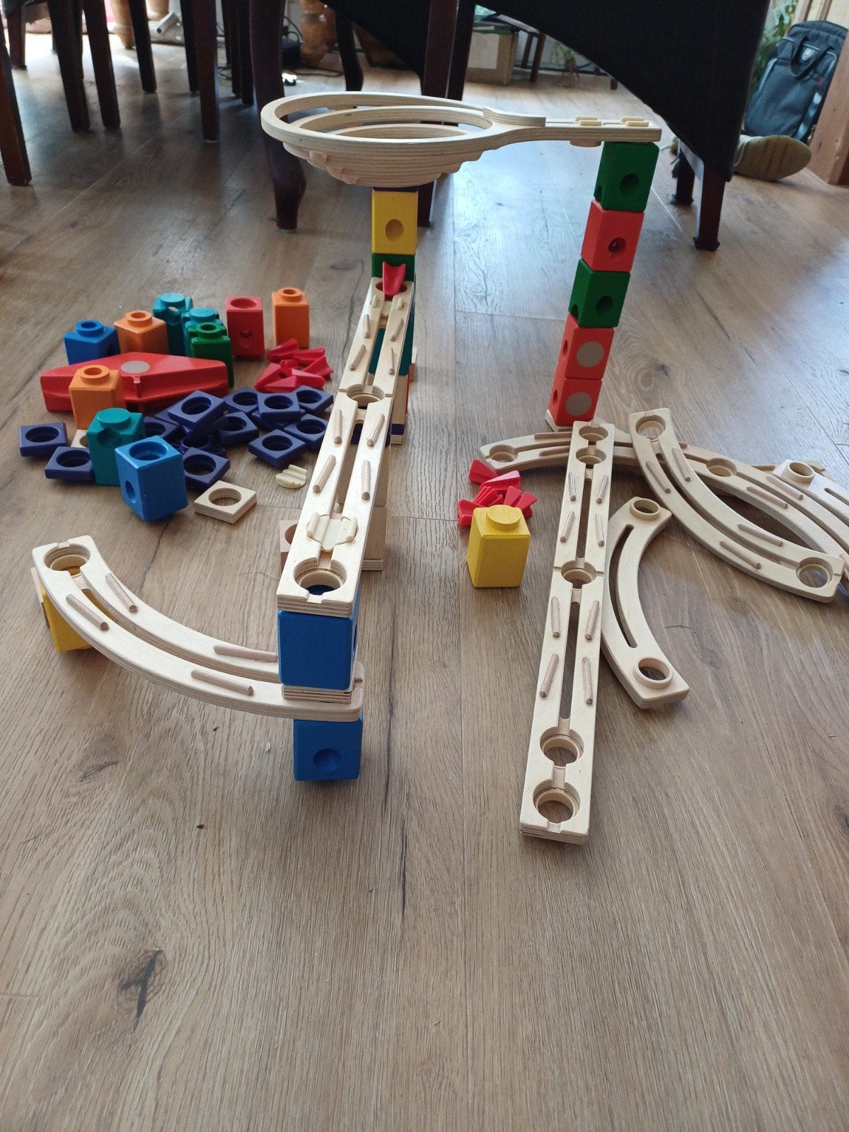 Houten knikkerbaan van hape, Kinderen en Baby's, Ophalen, Zo goed als nieuw, Handmatig, Overige merken