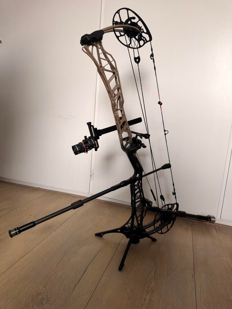 Mathews Lift X 33 ATA, 28” 60#, Ophalen, Zo goed als nieuw, Compoundboog