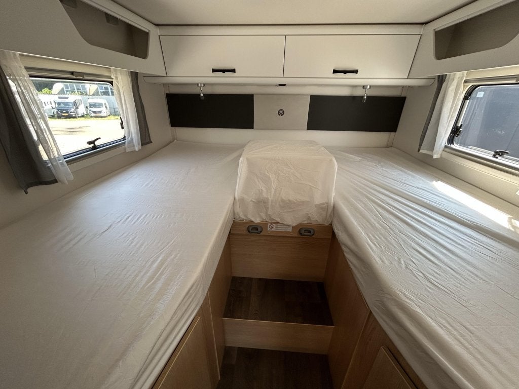 Caravans And Camping Sunlight