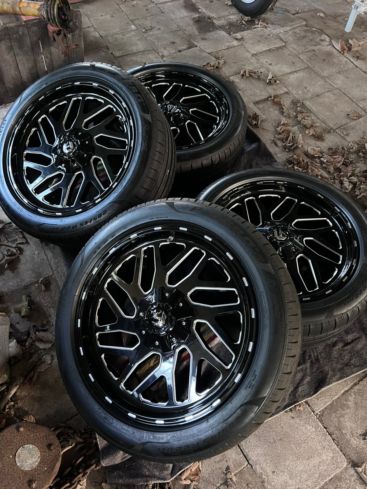 Nieuw! Fuel 22 inch wielenset - 6x139.7 & 6x135, Ophalen, Nieuw, Chevrolet