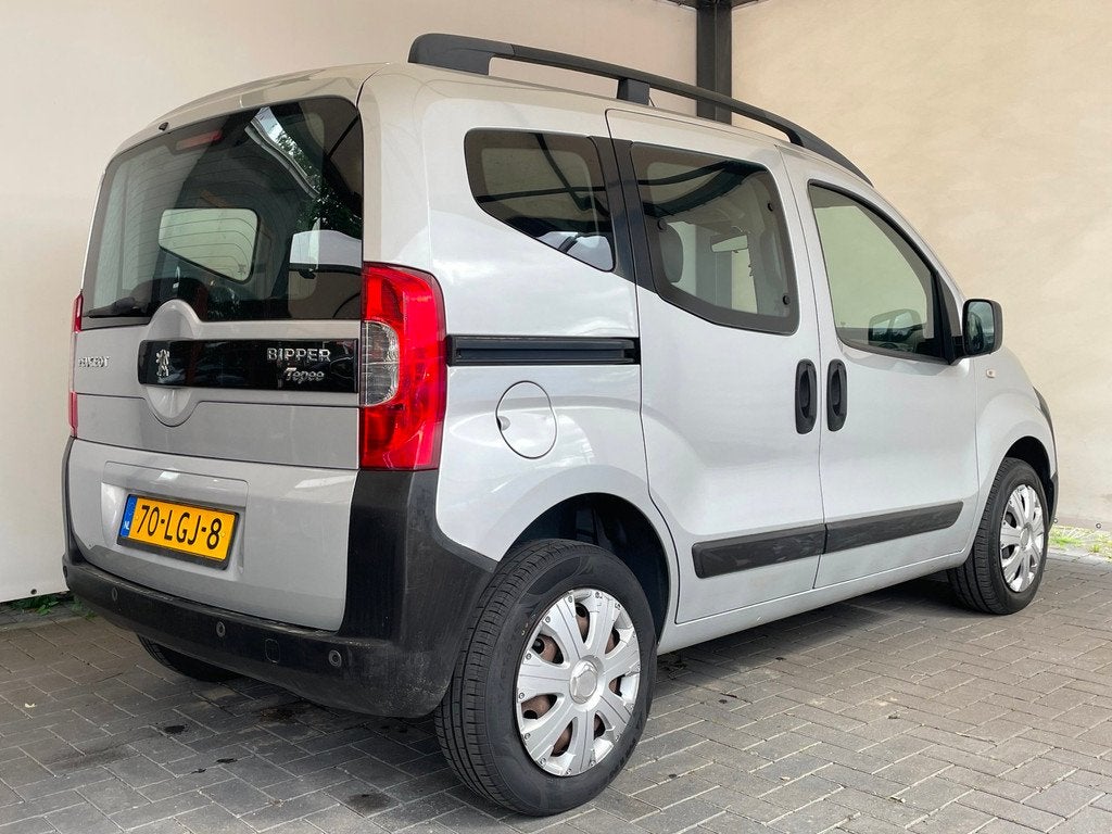 Peugeot Bipper Tepee 1.4i|Luxe Pack|Airco|Schuifdeuren|Radio, Auto's, Voorwielaandrijving, Zwart, 4 cilinders, 400 kg