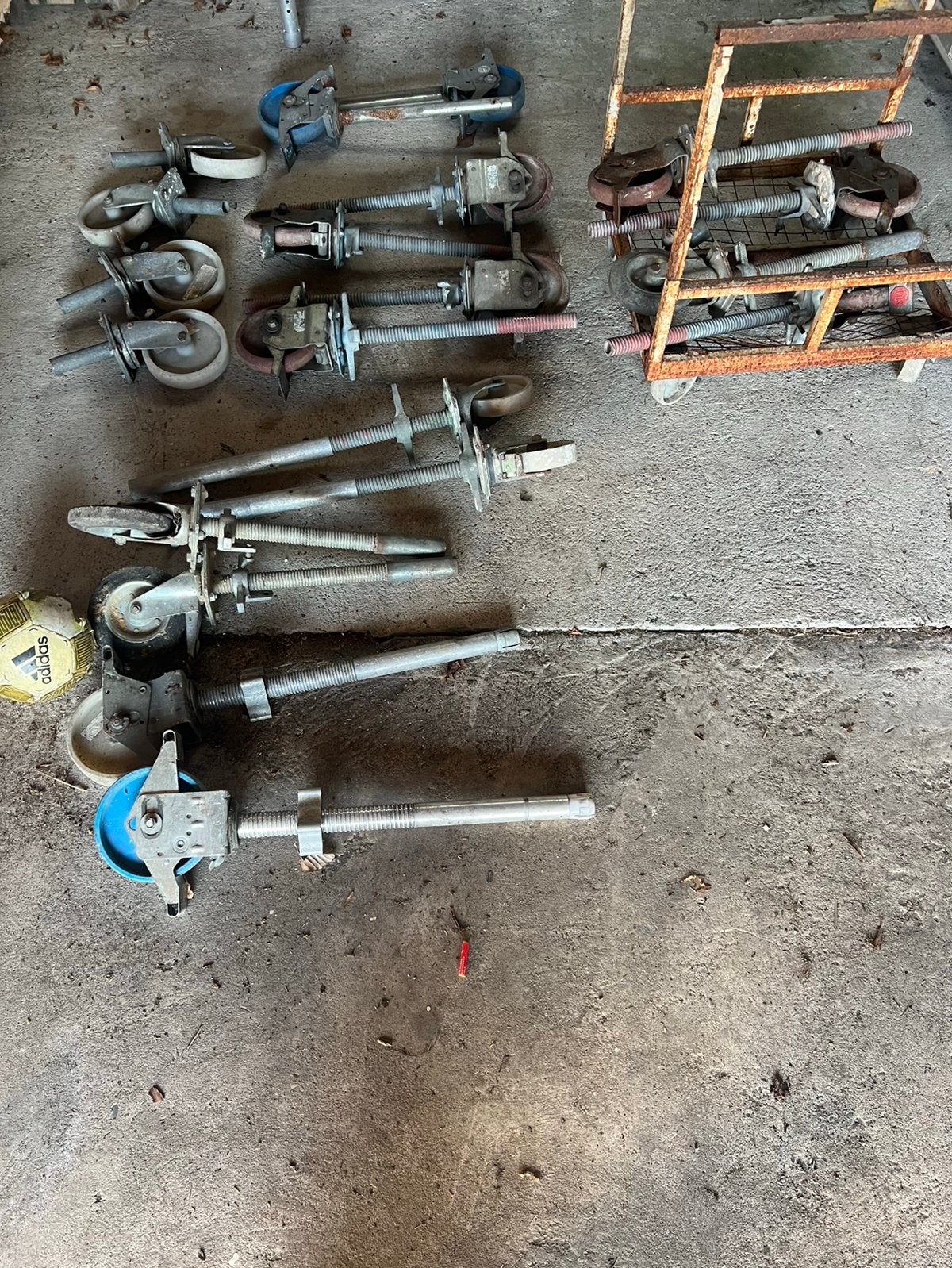 SteigerwielenAluminium consoles voor steigers, Doe-het-zelf en Verbouw, Steigers, Ophalen of Verzenden, Gebruikt, Overige typen