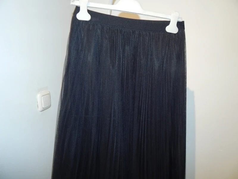 Marccain zwarte uitlopende tulle rok elastische taille N4/40, Maat 38/40 (M), Verzenden, Zwart, Zo goed als nieuw