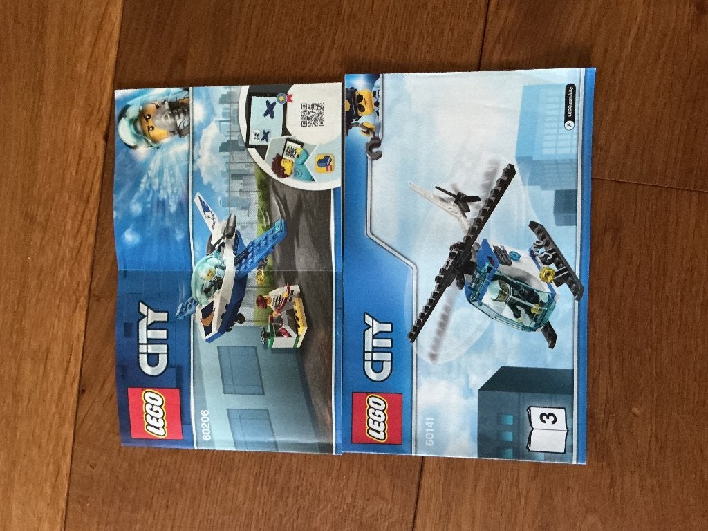 Politie vliegtuig 60206 en helikopter 60141, Kinderen en Baby's, Speelgoed | Duplo en Lego, Ophalen, City, Lego, Inclusief minifiguren