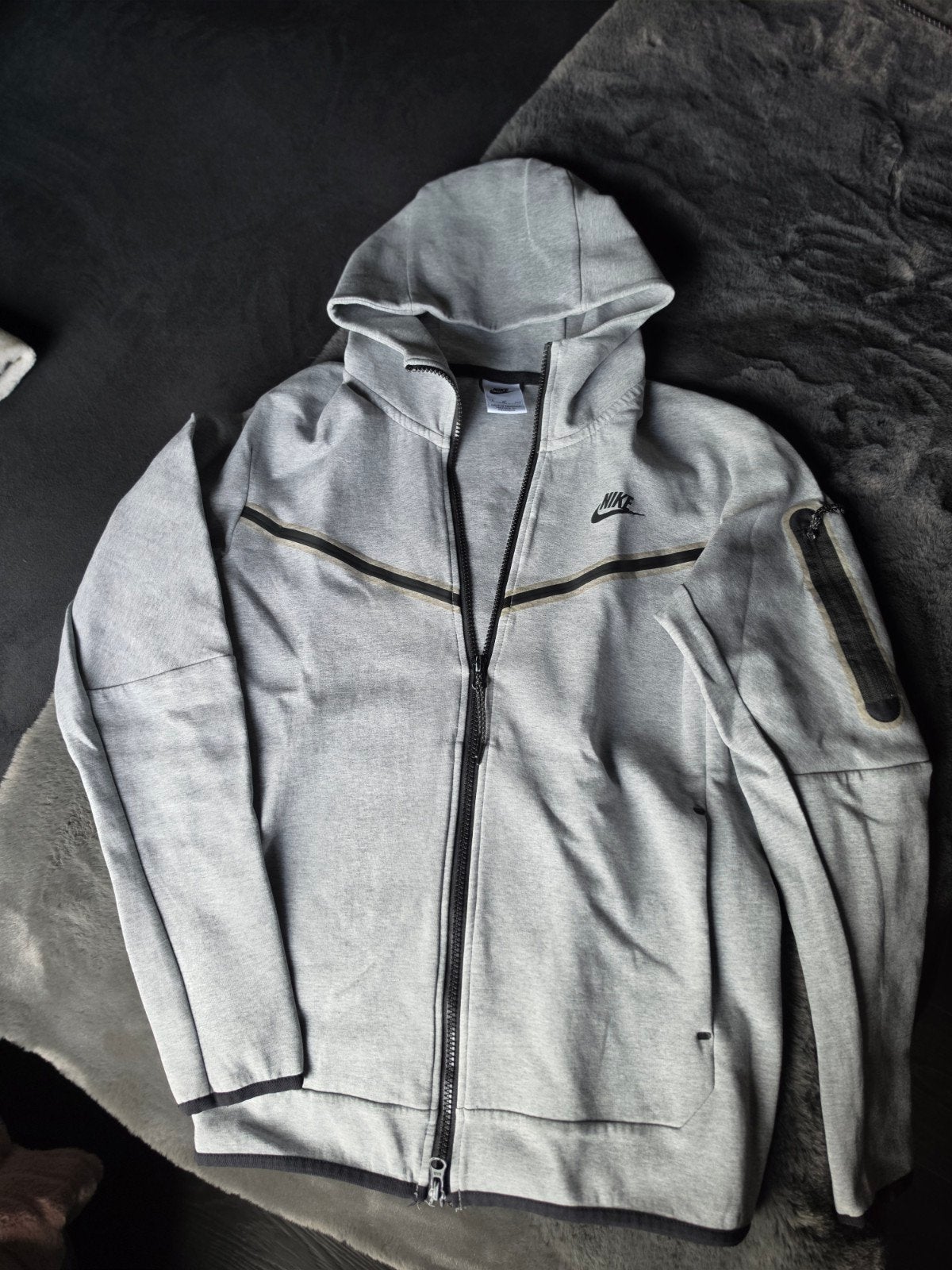 Nike Tech Fleece trainingspak grijs XS – complete set, Ophalen of Verzenden, Overige maten, Grijs, Nike