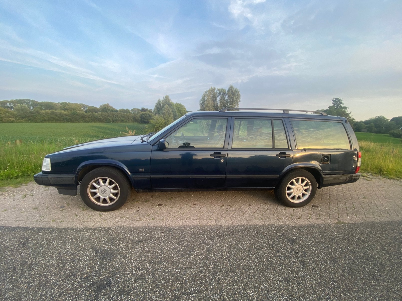 Volvo 940 2.3 IC 1995 Blauw LPG G3, 1473 kg, 1800 kg, Zwart, 4 cilinders
