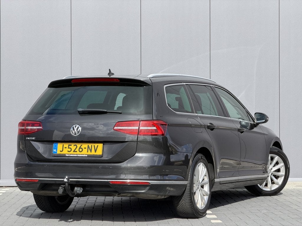Volkswagen Passat Variant 1.5 TSI Highline Business R | RIJK, Auto's, Volkswagen, 730 kg, 4 cilinders, 150 pk, 1365 kg
