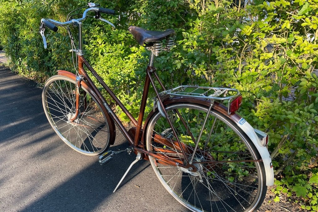Batavus damesfiets model Cambridge, kleur bruin - Vintage, Fietsen en Brommers, Ophalen, Gebruikt, Versnellingen, Batavus
