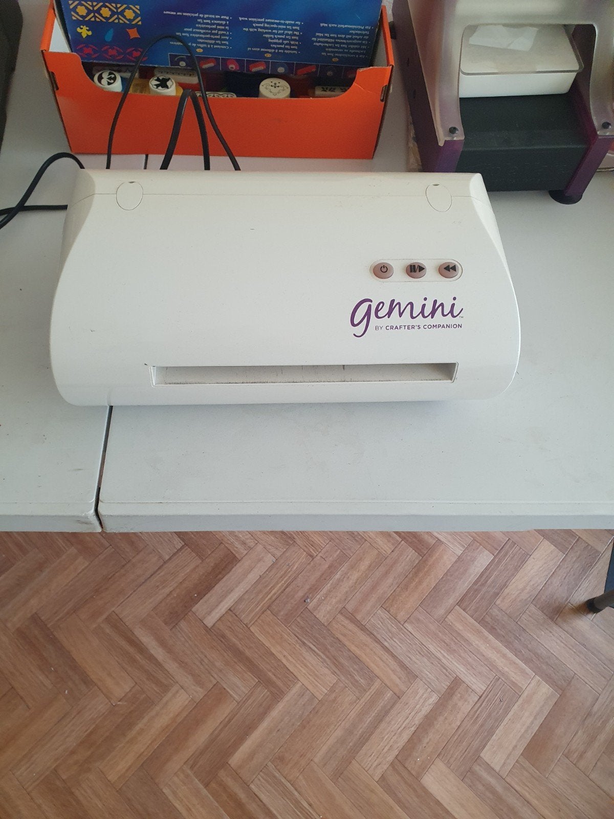 Gemini Die Cutter & Embosser Machine met accessoires, Ophalen, Gebruikt, Overige thema's, Kunststof