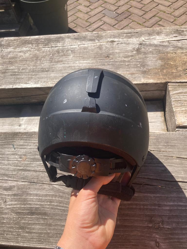 Helm voor fietsen of skaten, Ophalen, Zo goed als nieuw