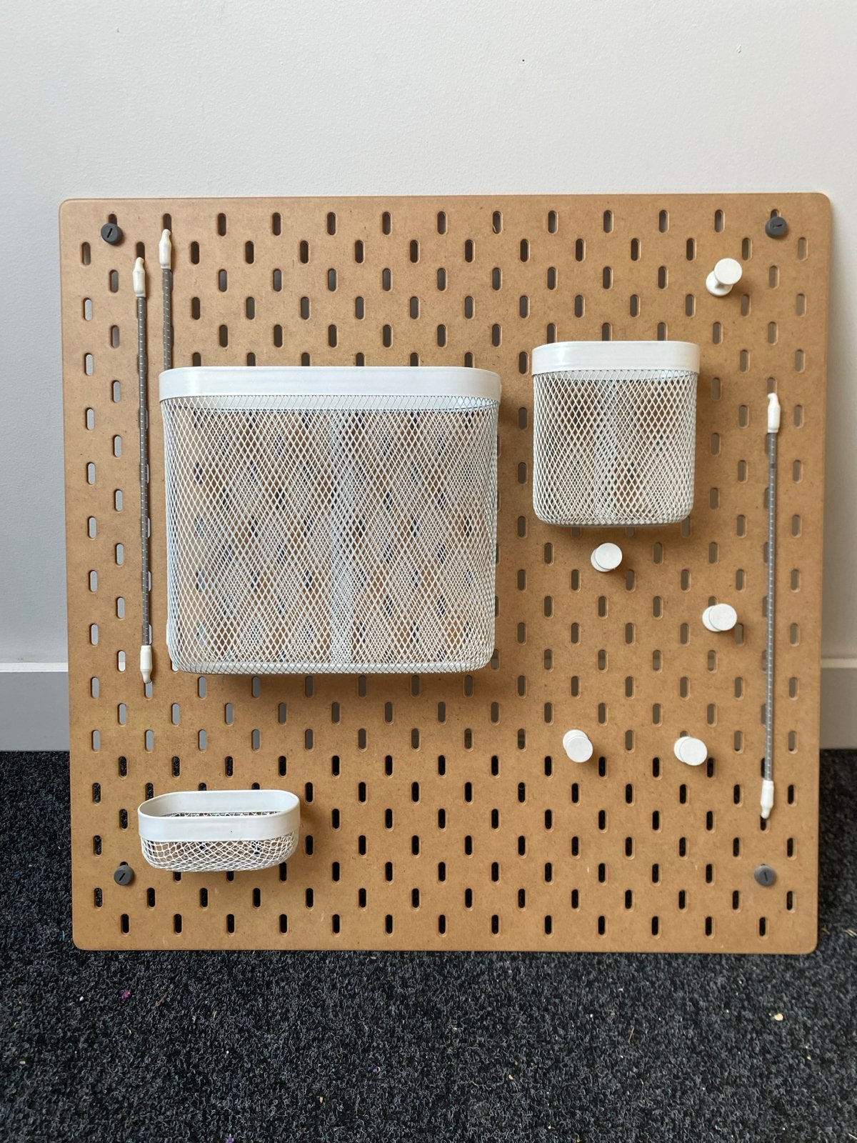 IKEA Skadis Pegboard met accessoires, Hout, Meerkleurig, Ophalen of Verzenden, Zo goed als nieuw