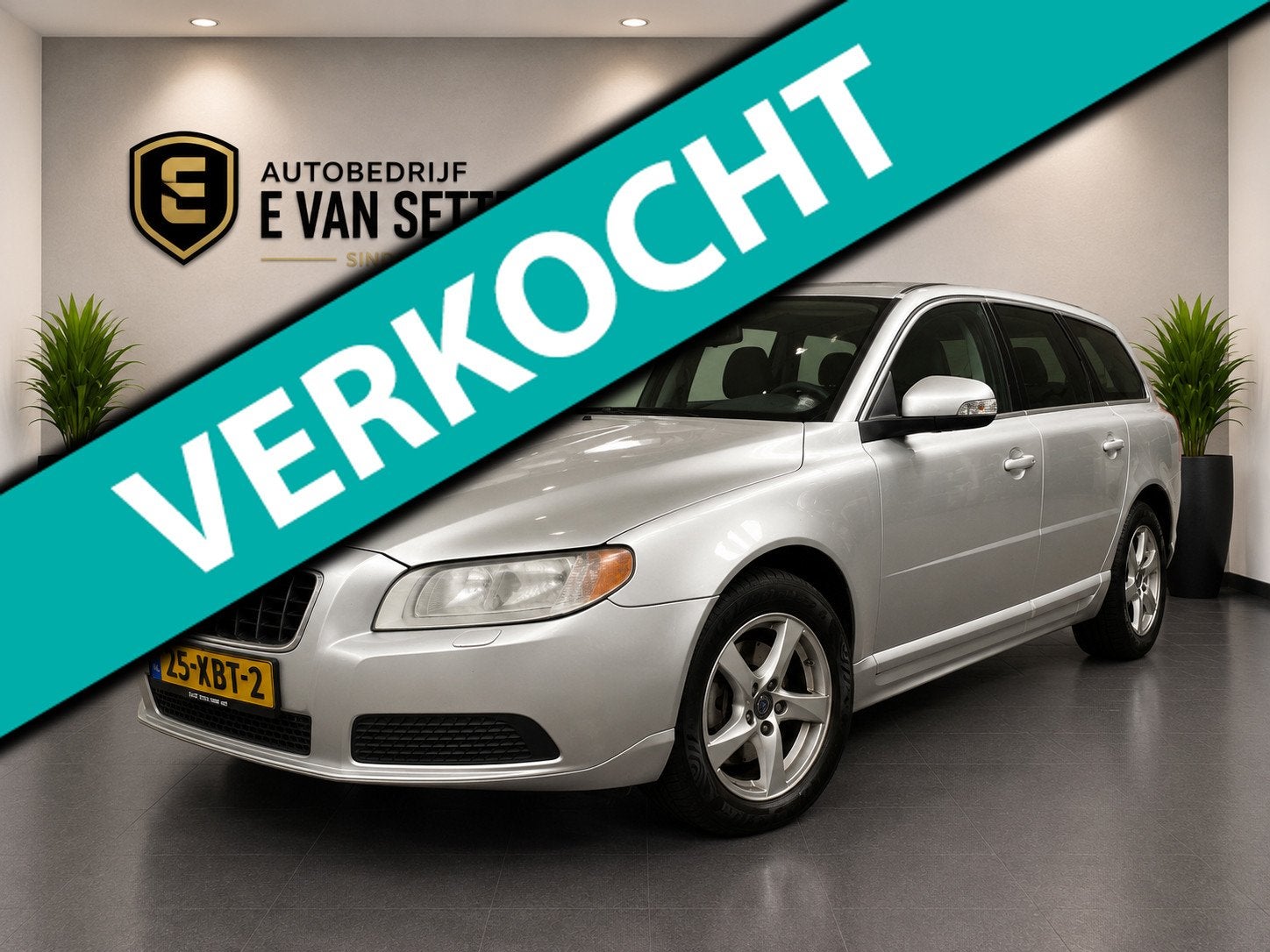 Volvo V70 3.2 AWD Summum Automaat, Auto's, Gebruikt, Zwart, Automatische klimaatregeling, 3190 cc