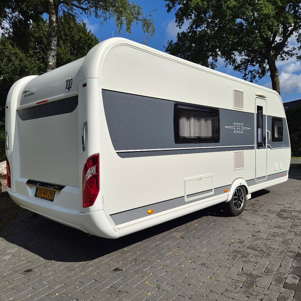 Hobby Prestige 560 WFU 2018 | Mover | Voortent | 100 km/h, Rondzit, Reservewiel, Bedrijf, 5 tot 6 meter